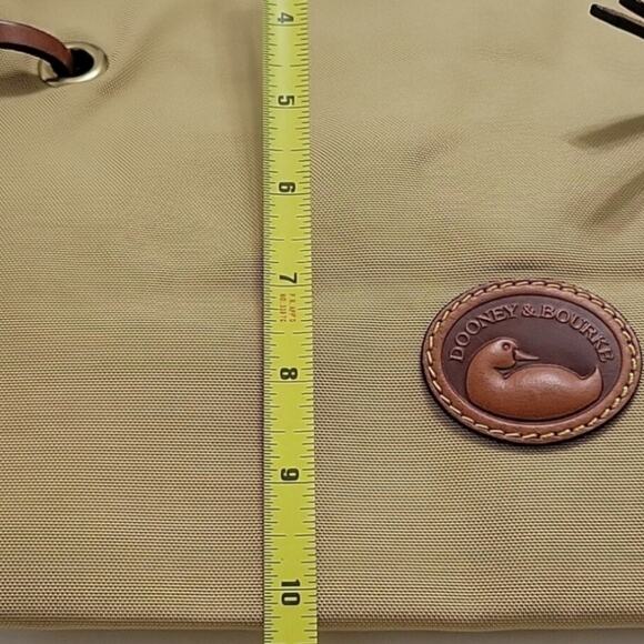 Dooney & Bourke Sac Tote Bag - Picture 6 of 11